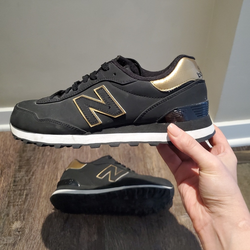 New Balance Classics - Black and Gold